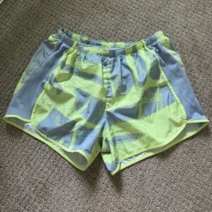 Great short, after baby I’m a L.